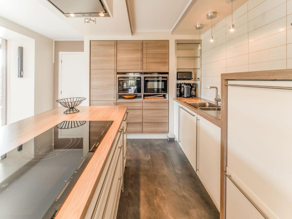 Luxurious House With Sauna In A Farm In Бастонь Экстерьер фото